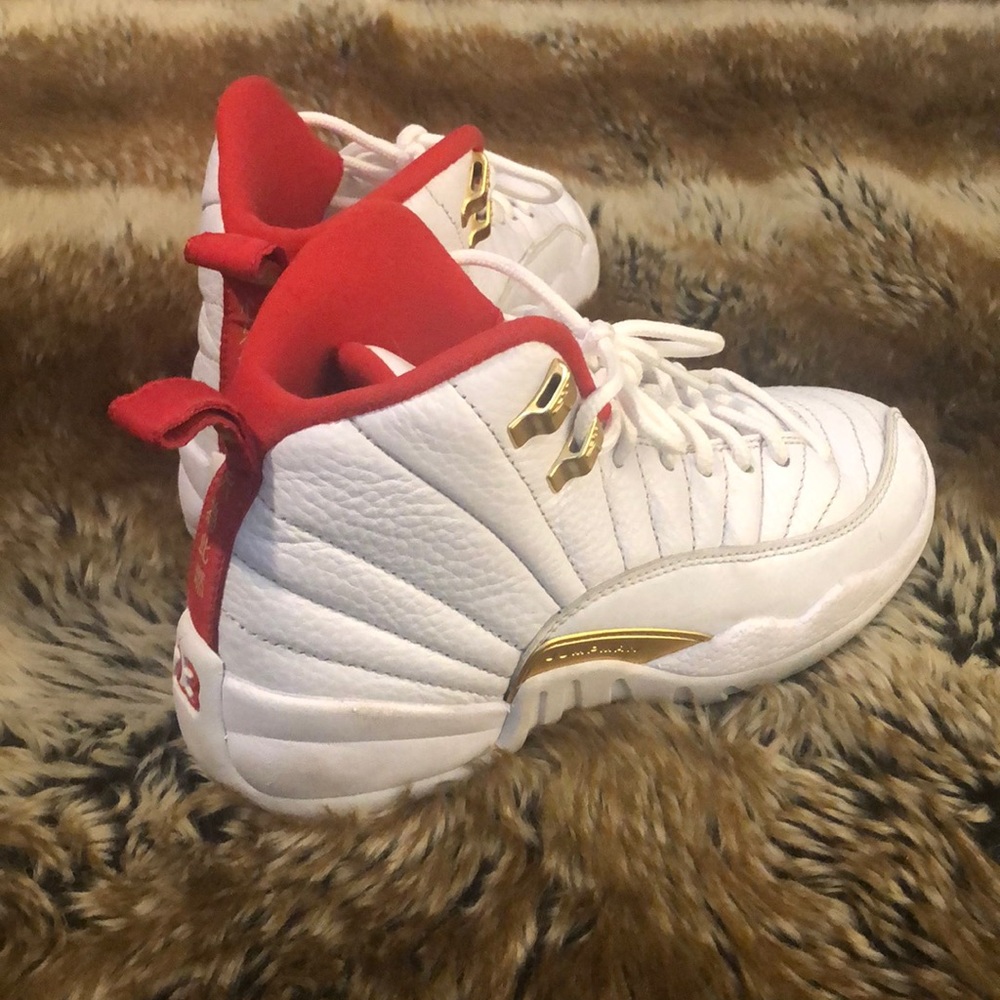 Red and White Jordan’s Best Used Jordan’s on PM